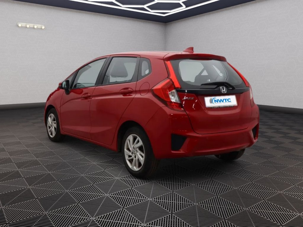 Used Honda Jazz 2016 for sale - 76081025: Photo 3