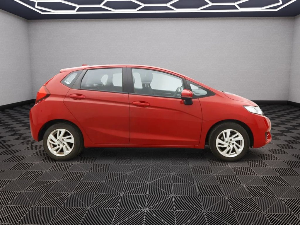 Used Honda Jazz 2016 for sale - 76081025: Photo 5