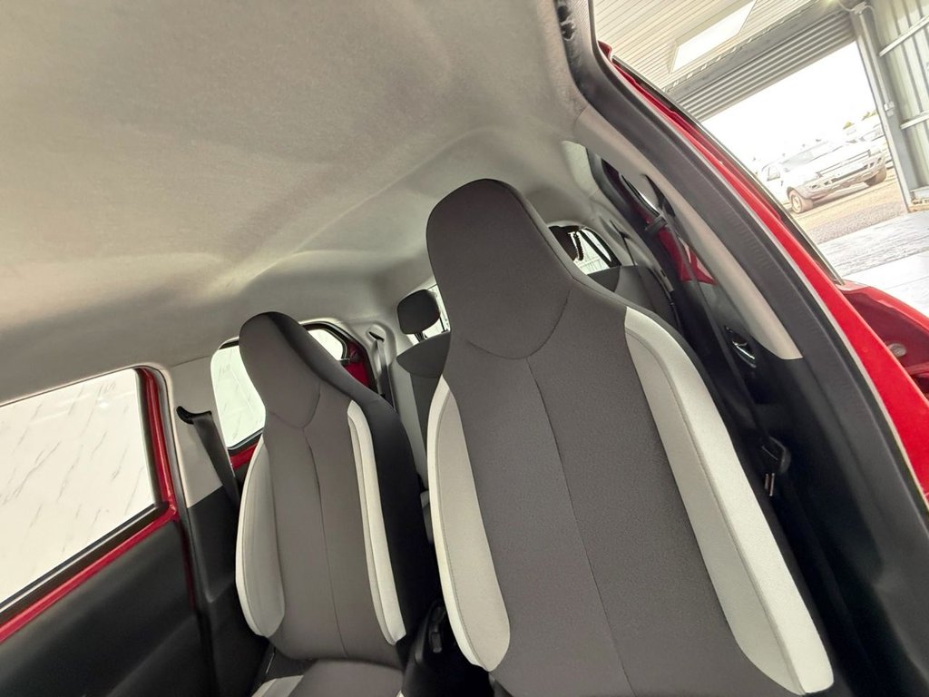 Used Toyota AYGO 2018 for sale - 77463361: Photo 11