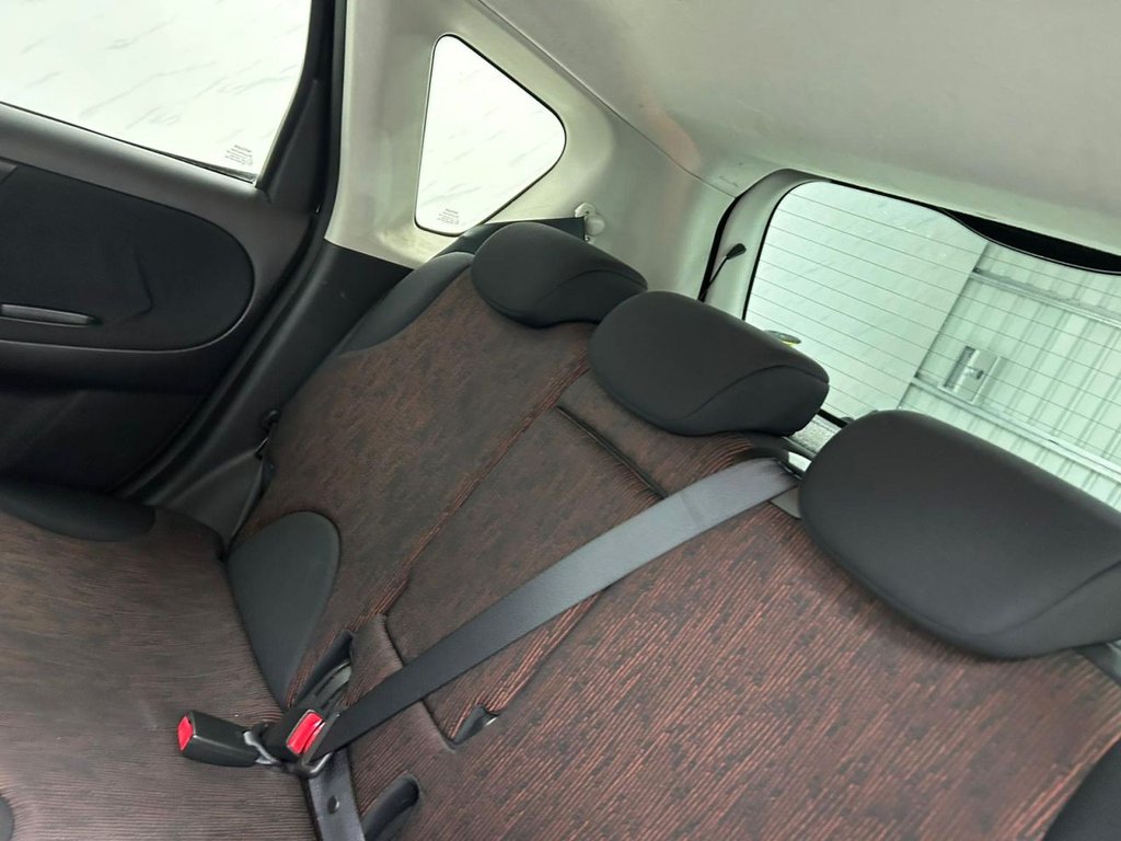 Used Nissan Note 2010 for sale - 76642104: Photo 17