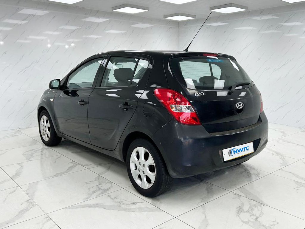 Used Hyundai i20 2011 for sale - 77792340: Photo 6