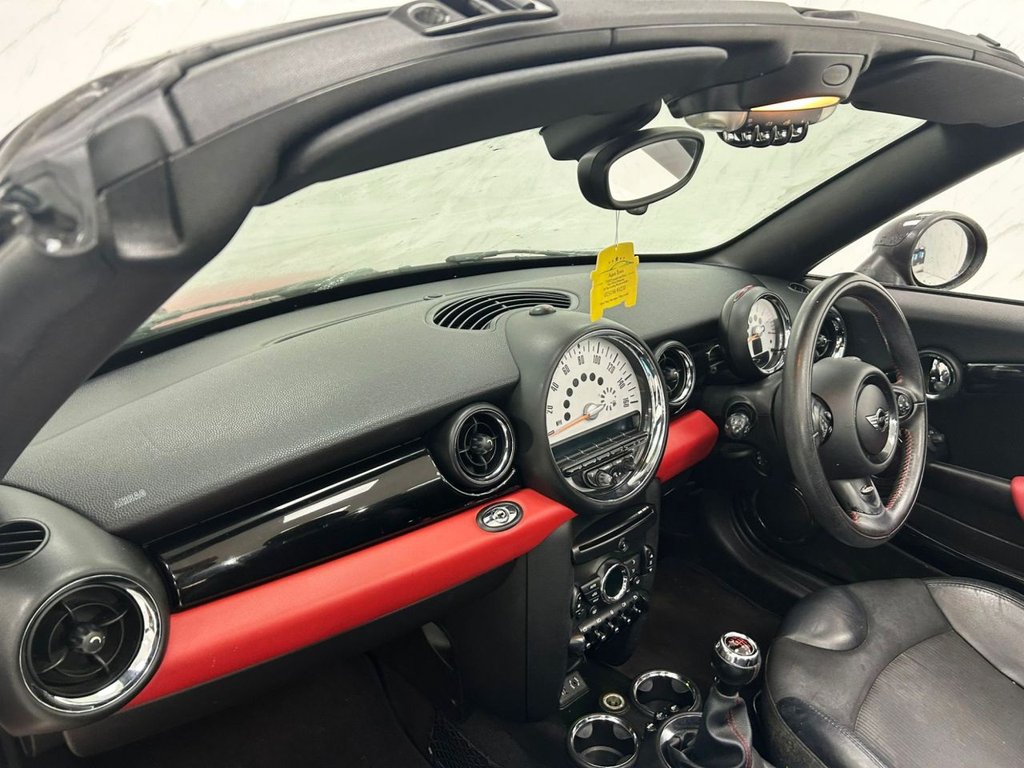 Used MINI Roadster 2013 for sale - 76923352: Photo 16