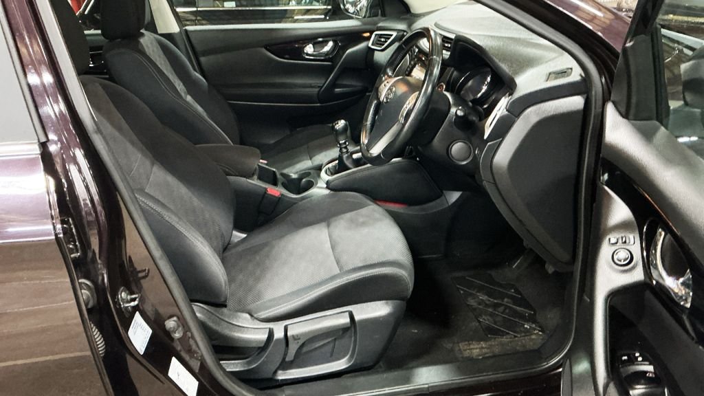 Used Nissan Qashqai 2015 for sale - 77498890: Photo 13