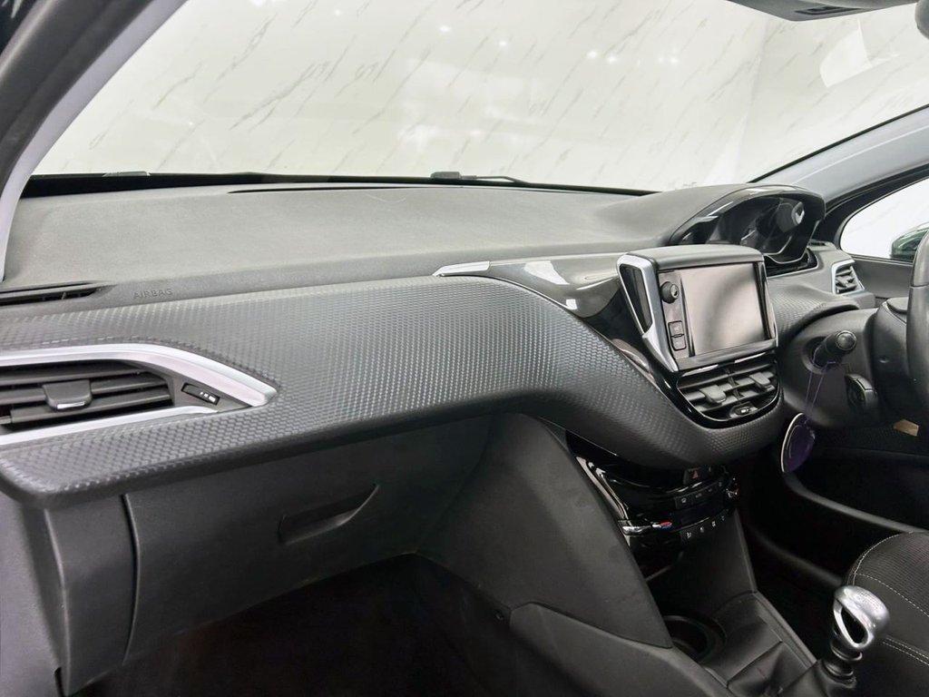 Used Peugeot 208 2019 for sale - 75715872: Photo 13
