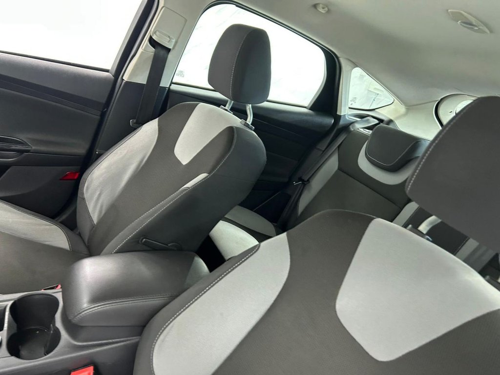 Used Ford Focus 2012 for sale - 76367400: Photo 11