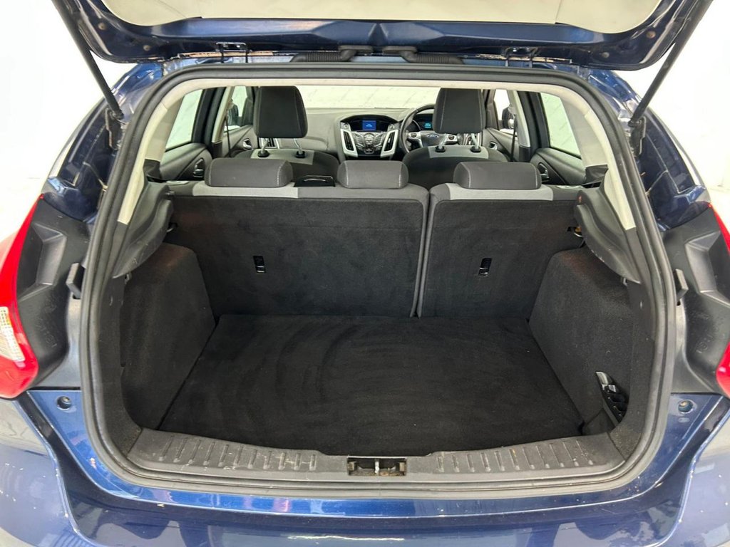 Used Ford Focus 2012 for sale - 76367400: Photo 18