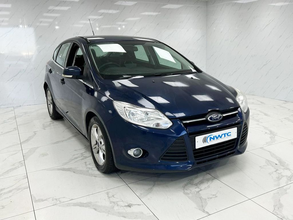 Used Ford Focus 2012 for sale - 76367400: Photo 2