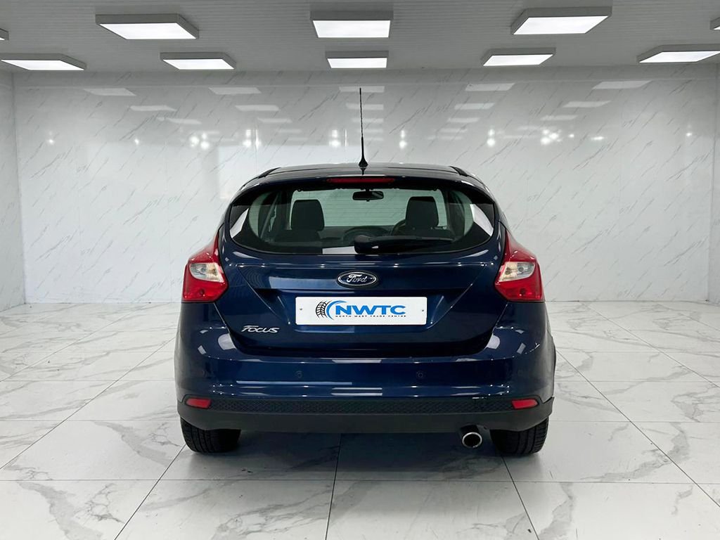 Used Ford Focus 2012 for sale - 76367400: Photo 8