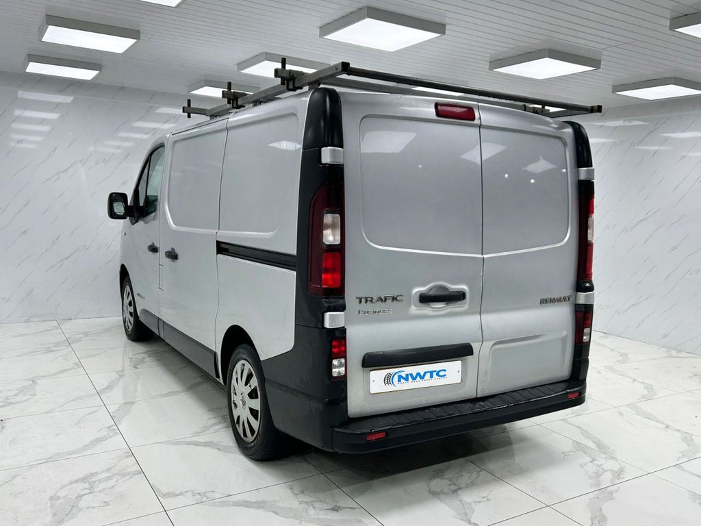 Used Renault Trafic 2015 for sale - 77026940: Photo 7