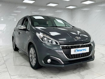 Used Peugeot 208 2016 for sale - 75537758: Photo