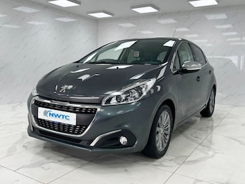 Used Peugeot 208 2016 for sale - 75537758: Photo