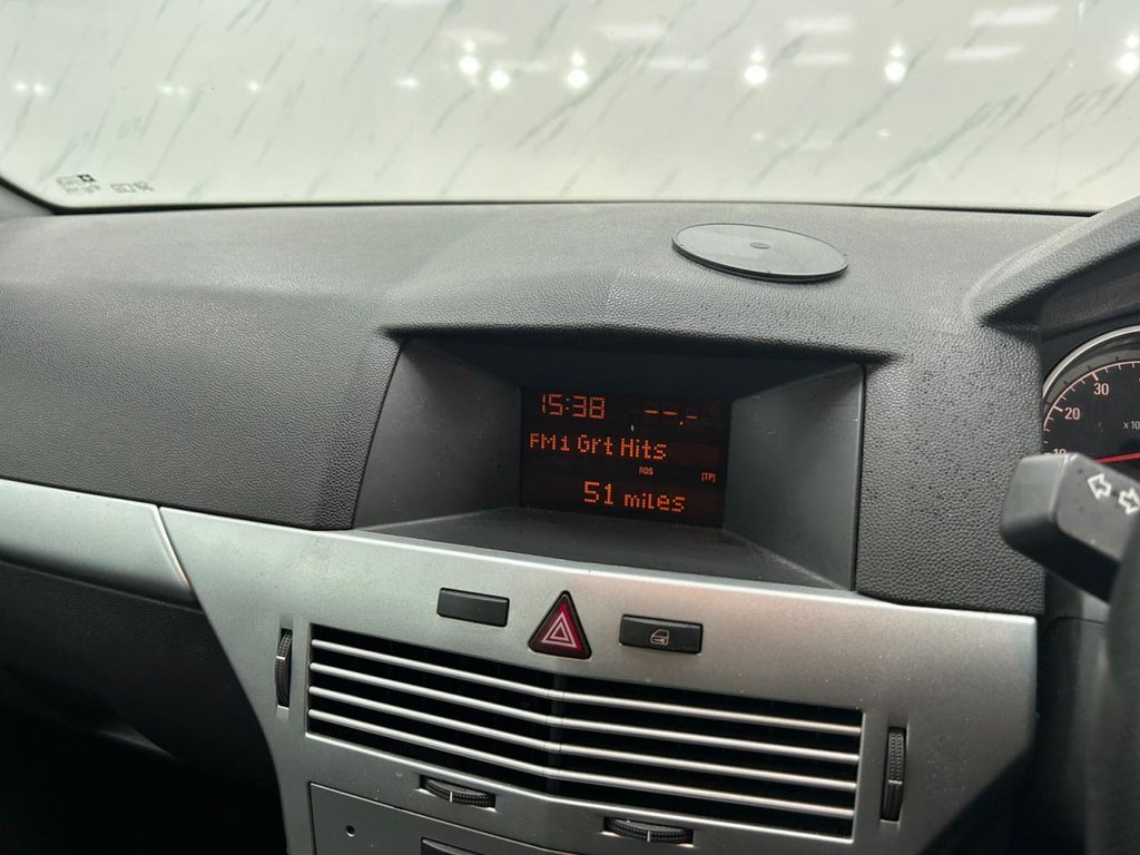 Used Vauxhall Astra 2010 for sale - 76751155: Photo 13