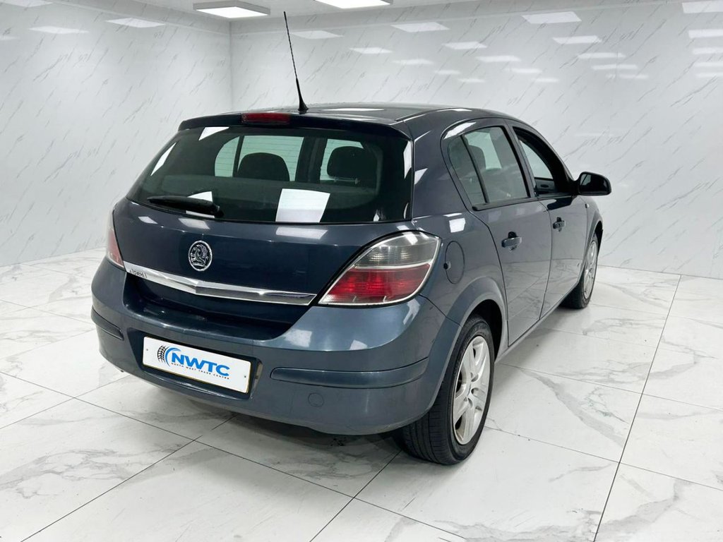 Used Vauxhall Astra 2010 for sale - 76751155: Photo 9