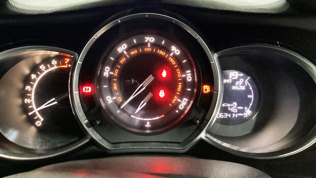 Used DS Automobiles DS 3 2016 for sale - 76923893: Photo 9