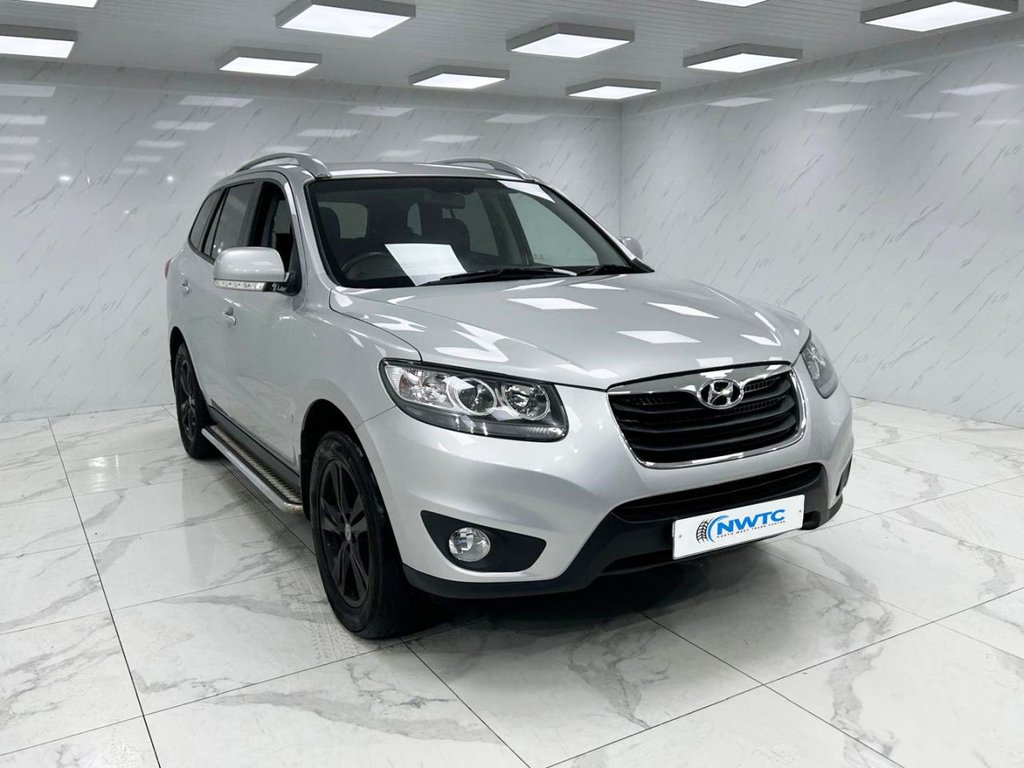 Used Hyundai Santa Fe 2011 for sale - 77422629: Photo 4