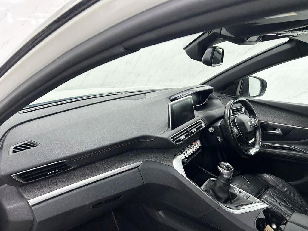 Used Peugeot 3008 2018 for sale - 77534012: Photo 14