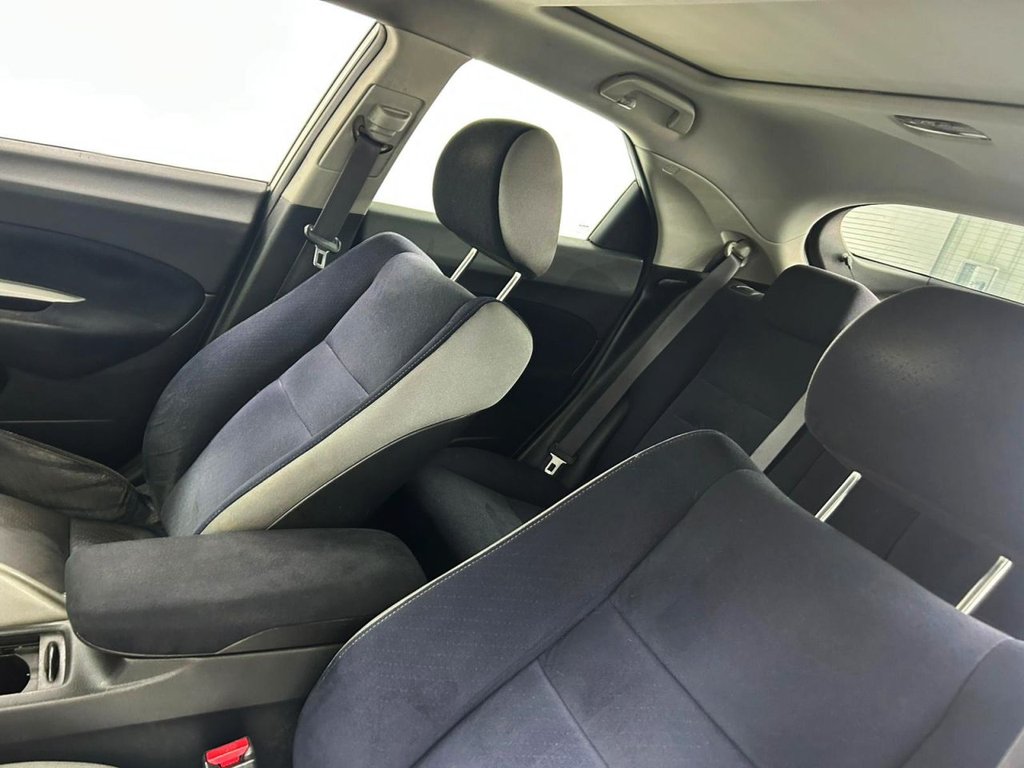 Used Honda Civic 2006 for sale - 76105918: Photo 11