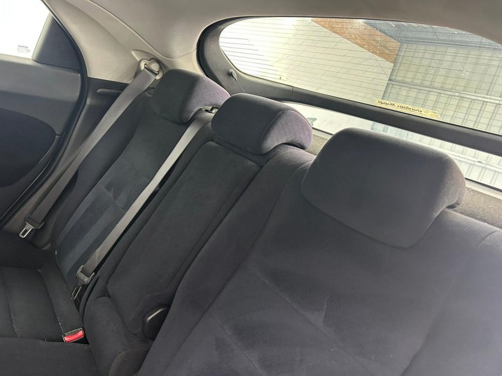 Used Honda Civic 2006 for sale - 76105918: Photo 17