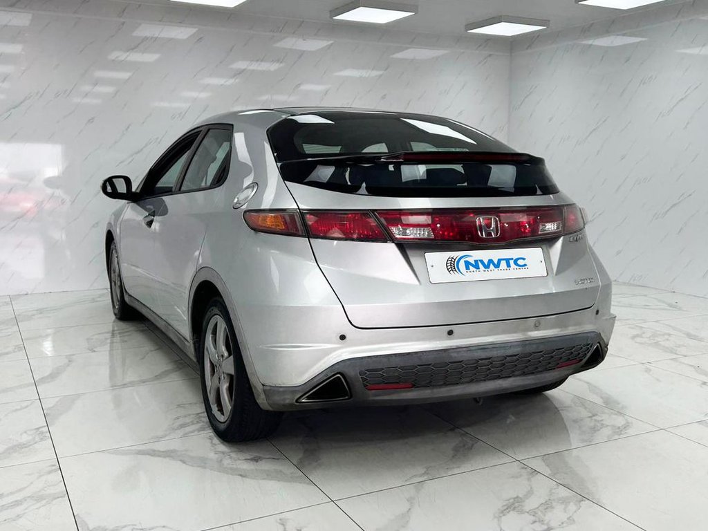 Used Honda Civic 2006 for sale - 76105918: Photo 7