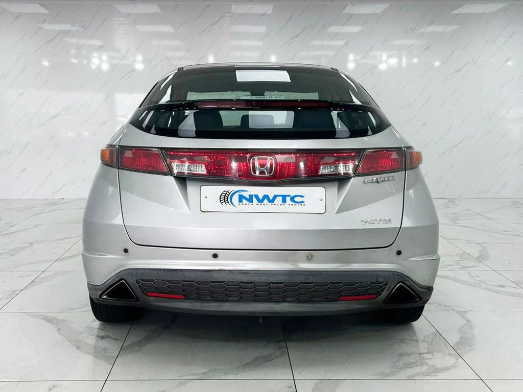 Used Honda Civic 2006 for sale - 76105918: Photo 8