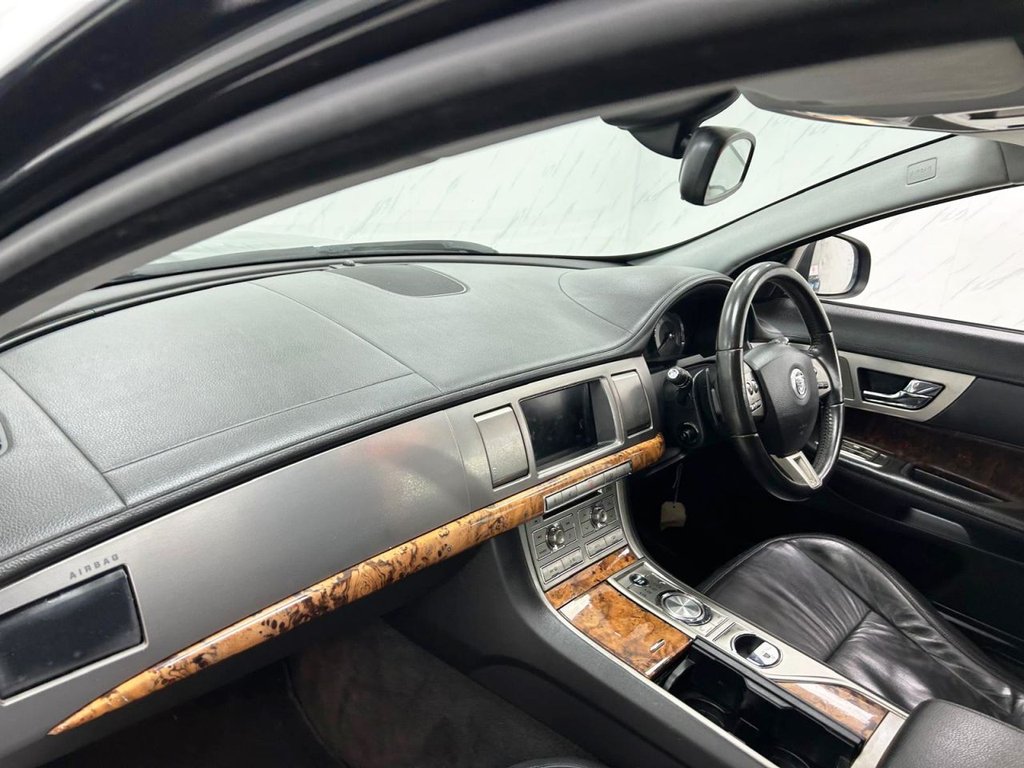 Used Jaguar XF 2009 for sale - 77849659: Photo 13