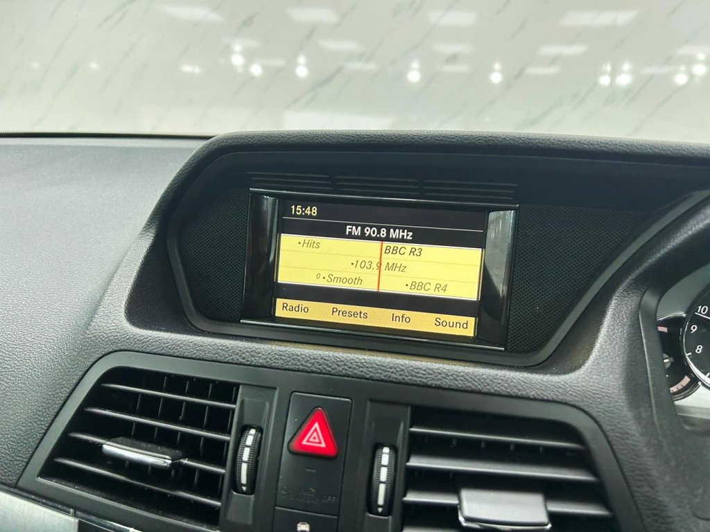 Used Mercedes-Benz E Class 2010 for sale - 78180815: Photo 14