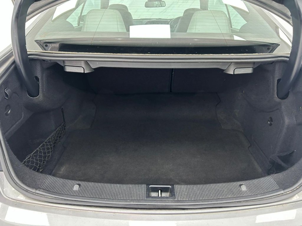 Used Mercedes-Benz E Class 2010 for sale - 78180815: Photo 18