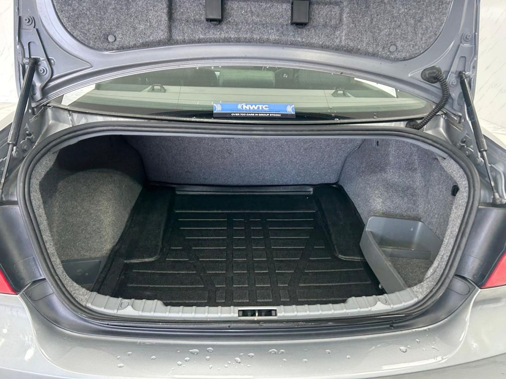 Used BMW 3 Series 2010 for sale - 78153677: Photo 19