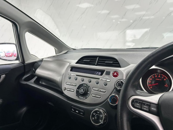 Used Honda Jazz 2009 for sale - 75527838: Photo 15