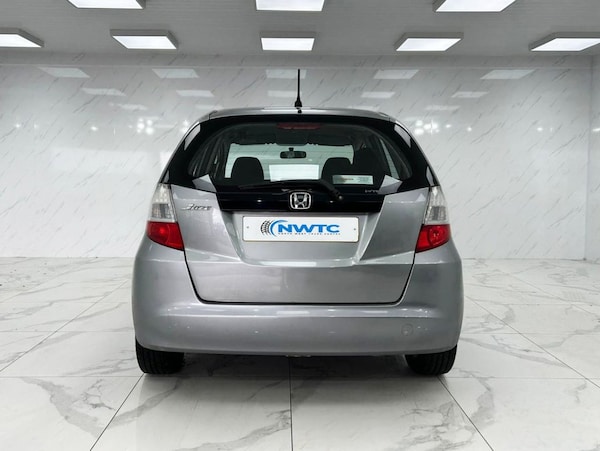 Used Honda Jazz 2009 for sale - 75527838: Photo 8