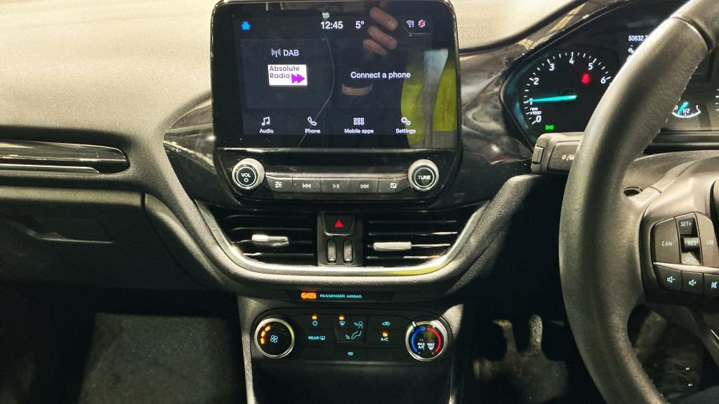 Used Ford Fiesta 2019 for sale - 76768638: Photo 8