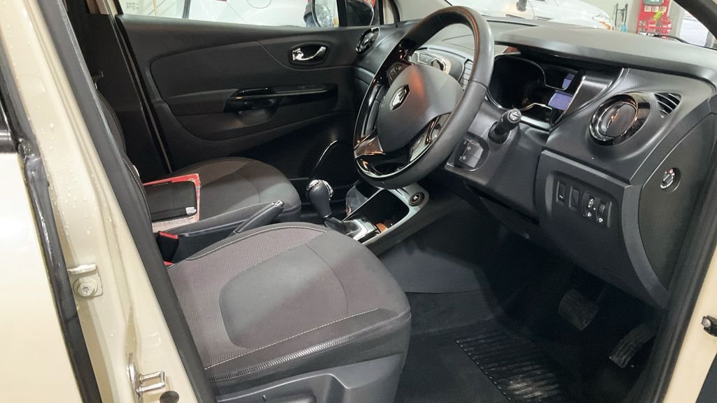 Used Renault Captur 2015 for sale - 77498957: Photo 13