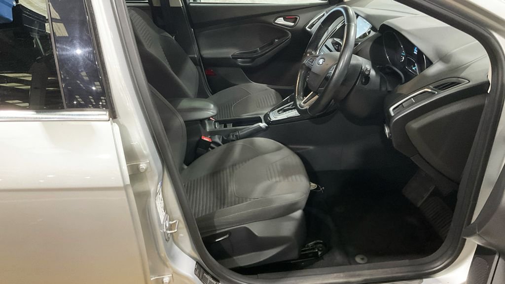 Used Ford Focus 2016 for sale - 76345900: Photo 10