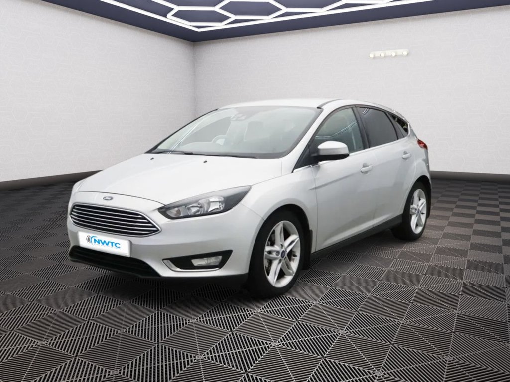 Used Ford Focus 2016 for sale - 76345900: Photo 3