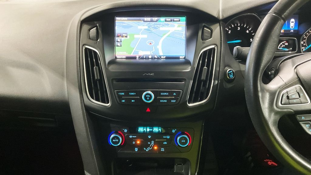 Used Ford Focus 2016 for sale - 76345900: Photo 8
