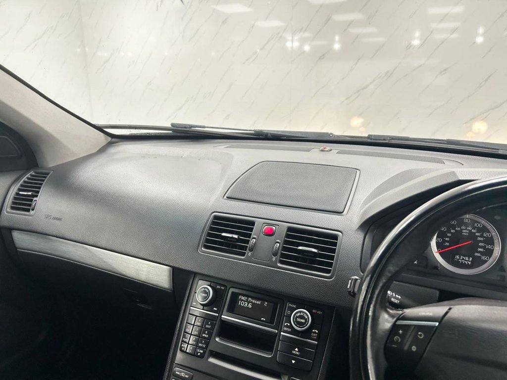 Used Volvo XC90 2014 for sale - 77971639: Photo 16