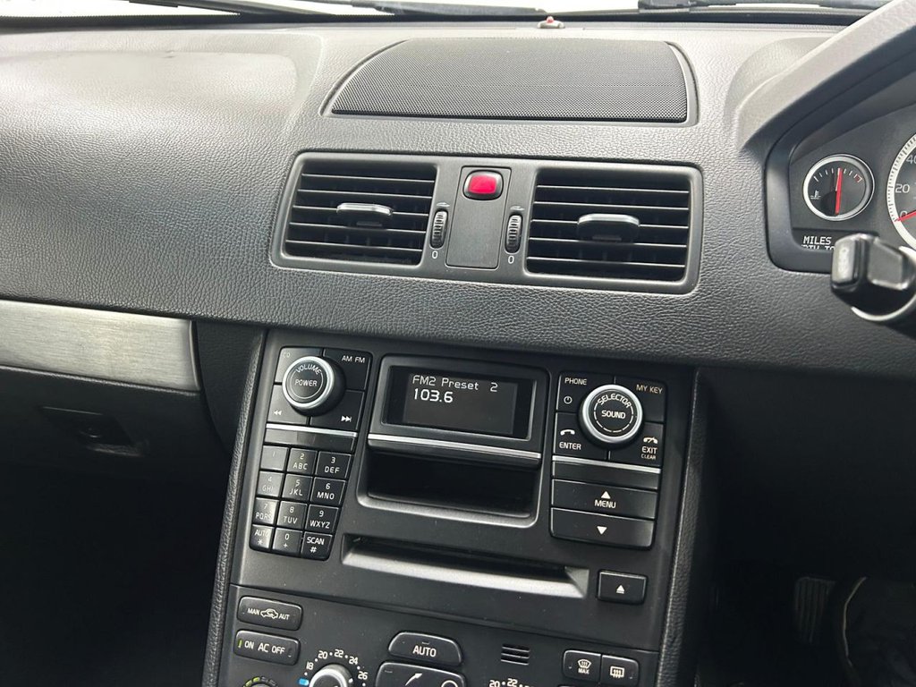 Used Volvo XC90 2014 for sale - 77971639: Photo 17