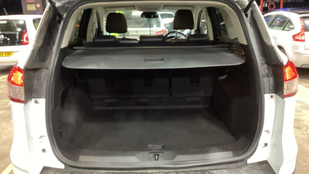 Used Ford Kuga 2016 for sale - 77172328: Photo 13