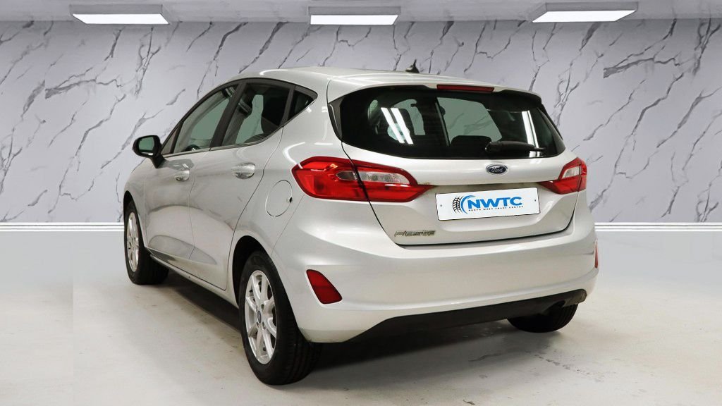 Used Ford Fiesta 2018 for sale - 77172333: Photo 4