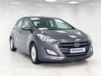 Used Hyundai i30 2015 for sale - 79046685: Photo