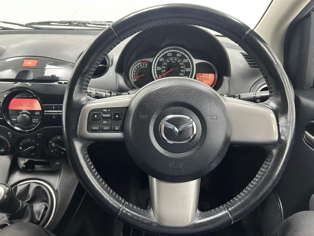 Used Mazda Mazda2 2013 for sale - 76509454: Photo 16
