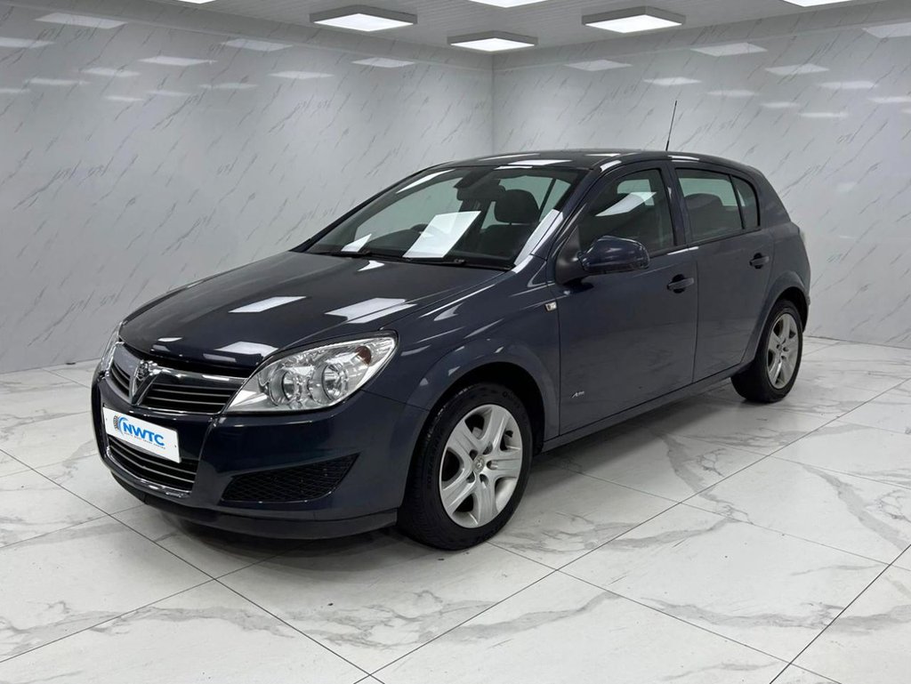 Used Vauxhall Astra 2010 for sale - 76686680: Photo 5