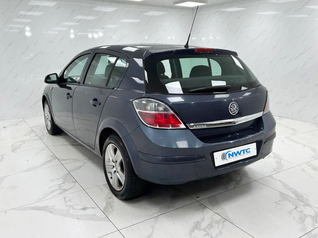 Used Vauxhall Astra 2010 for sale - 76686680: Photo 7