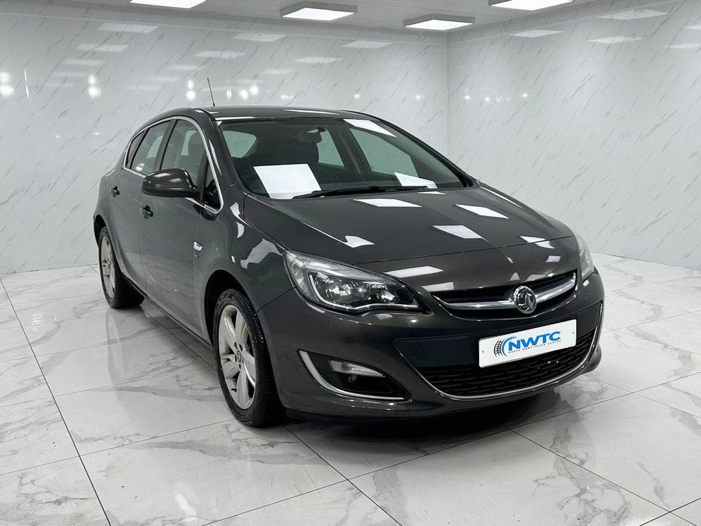 Used Vauxhall Astra 2013 for sale - 76758626: Photo 2