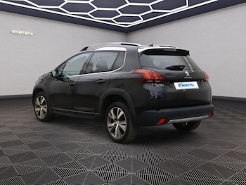Used Peugeot 2008 2019 for sale - 75801215: Photo