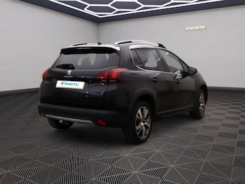 Used Peugeot 2008 2019 for sale - 75801215: Photo