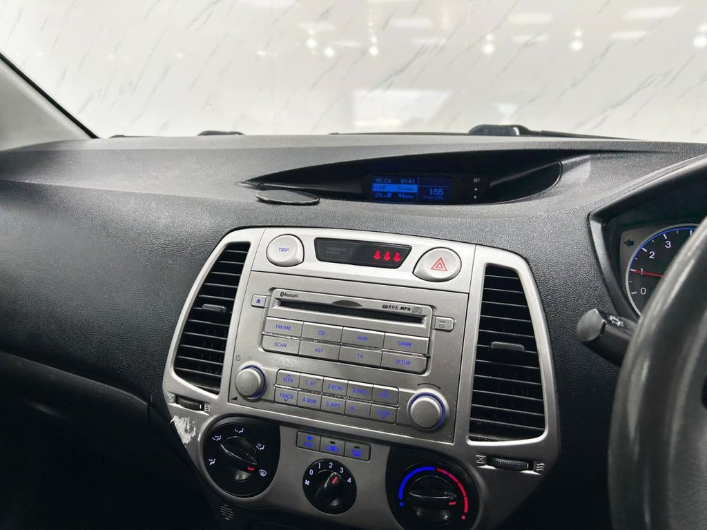 Used Hyundai i20 2011 for sale - 77571590: Photo 14