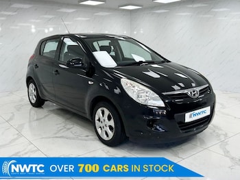 Used Hyundai i20 2011 for sale - 77571590: Photo