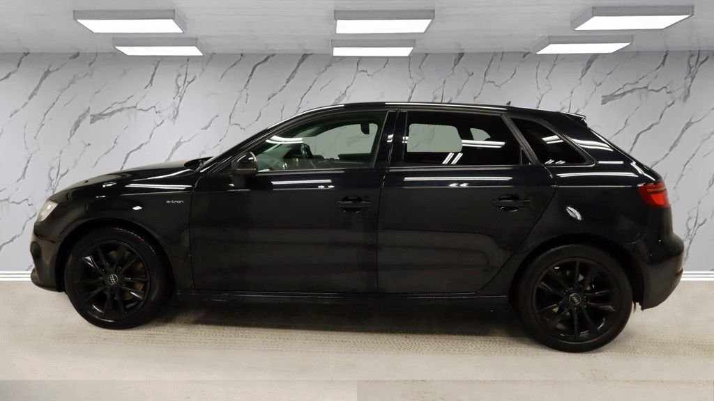 Used Audi A3 2018 for sale - 76910176: Photo 7