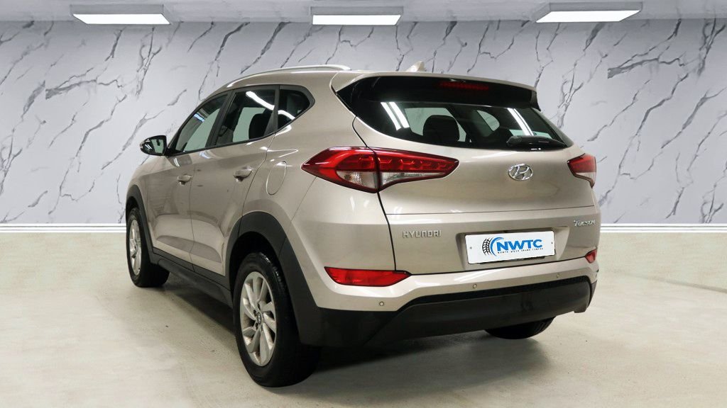 Used Hyundai TUCSON 2016 for sale - 77464182: Photo 6